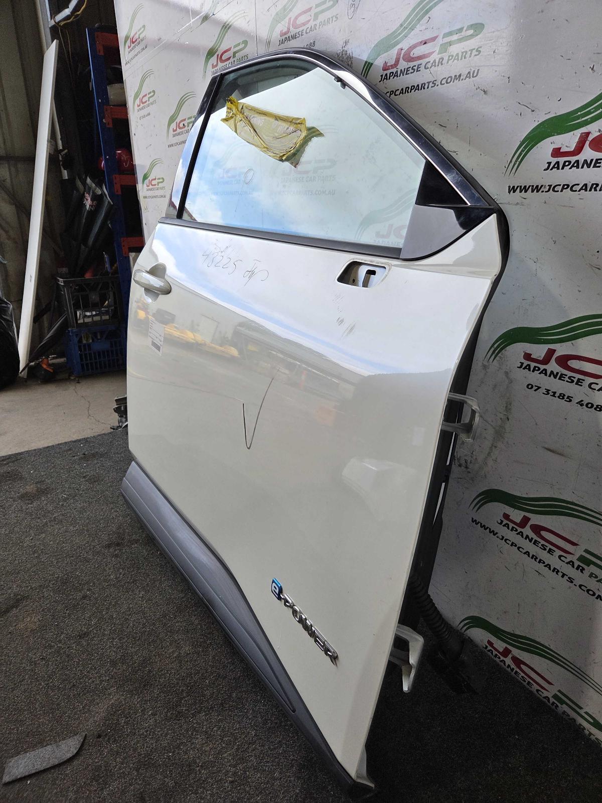 View Auto part Right Front Door Nissan Xtrail 2024