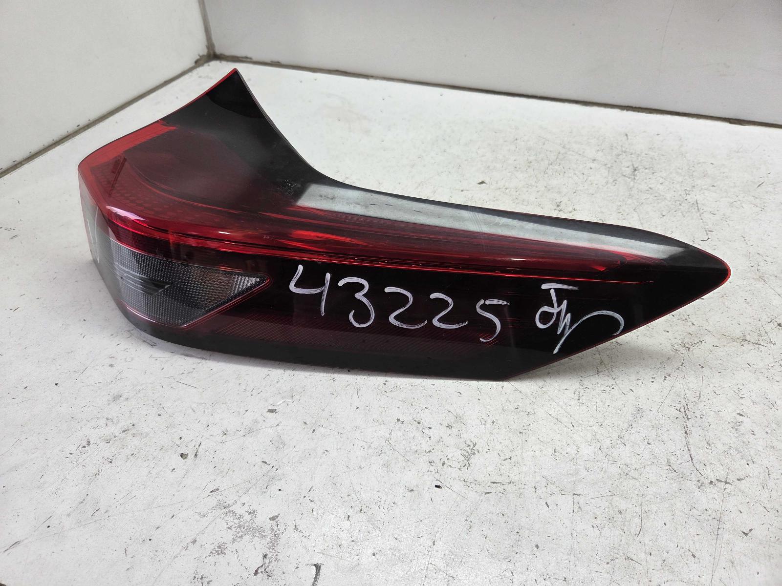 View Auto part Right Taillight Nissan Xtrail 2024