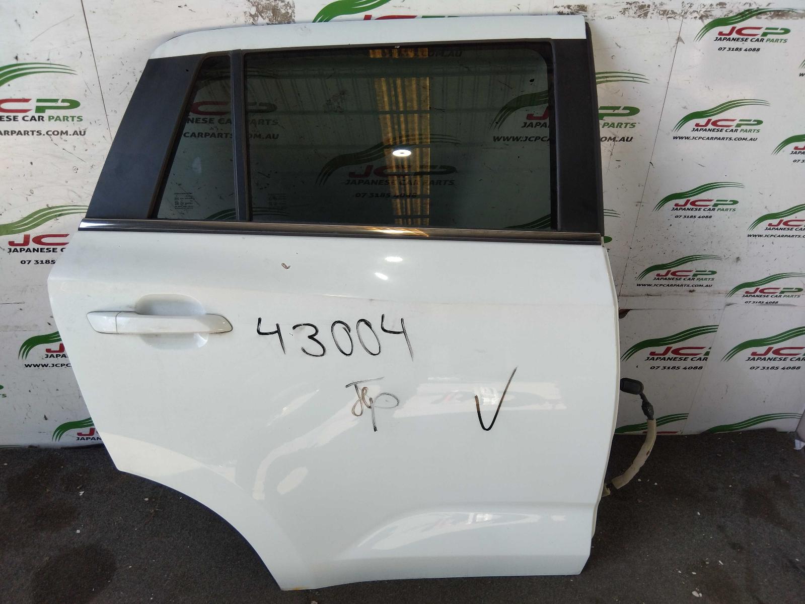 View Auto part Right Rear Door Sliding Isuzu Mu-x 2023