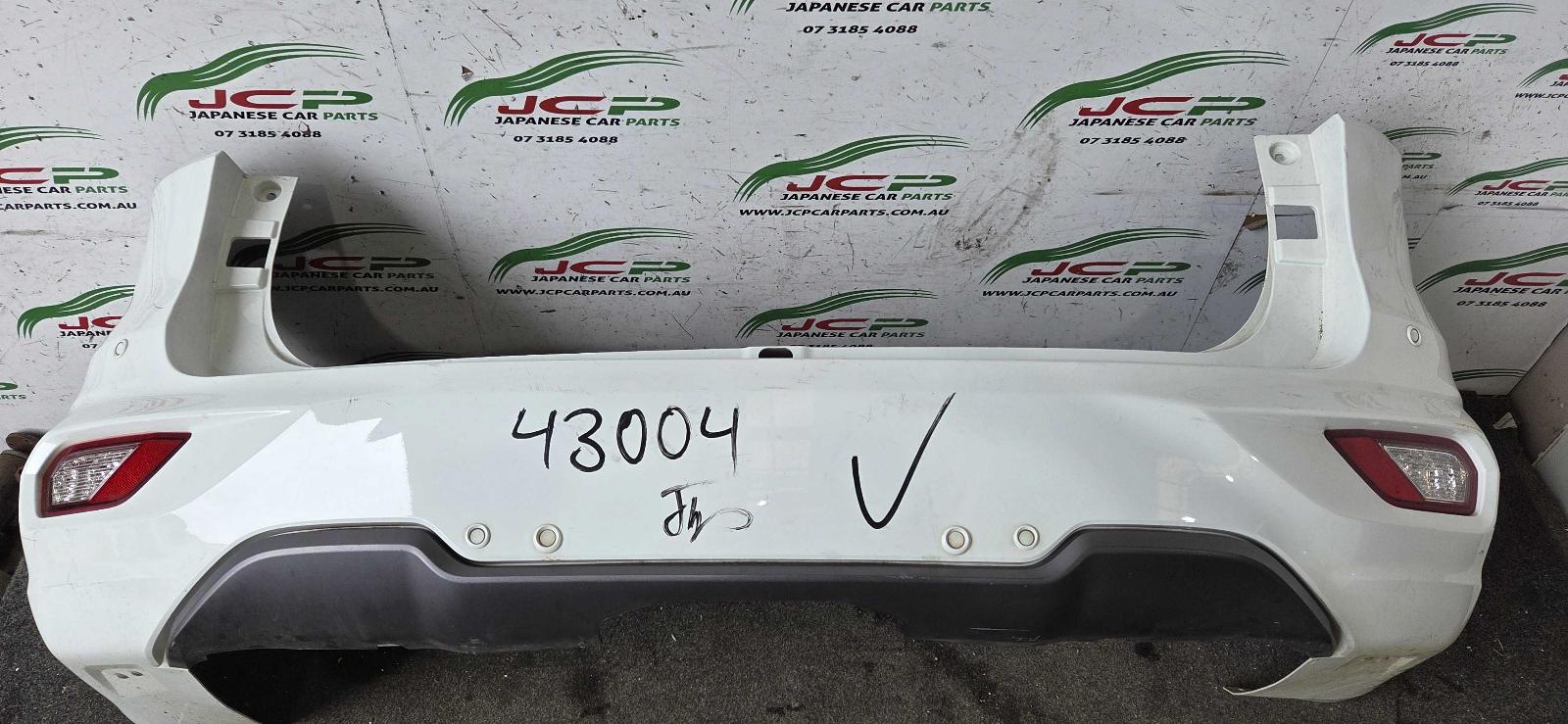 View Auto part Rear Bumper Isuzu Mu-x 2023