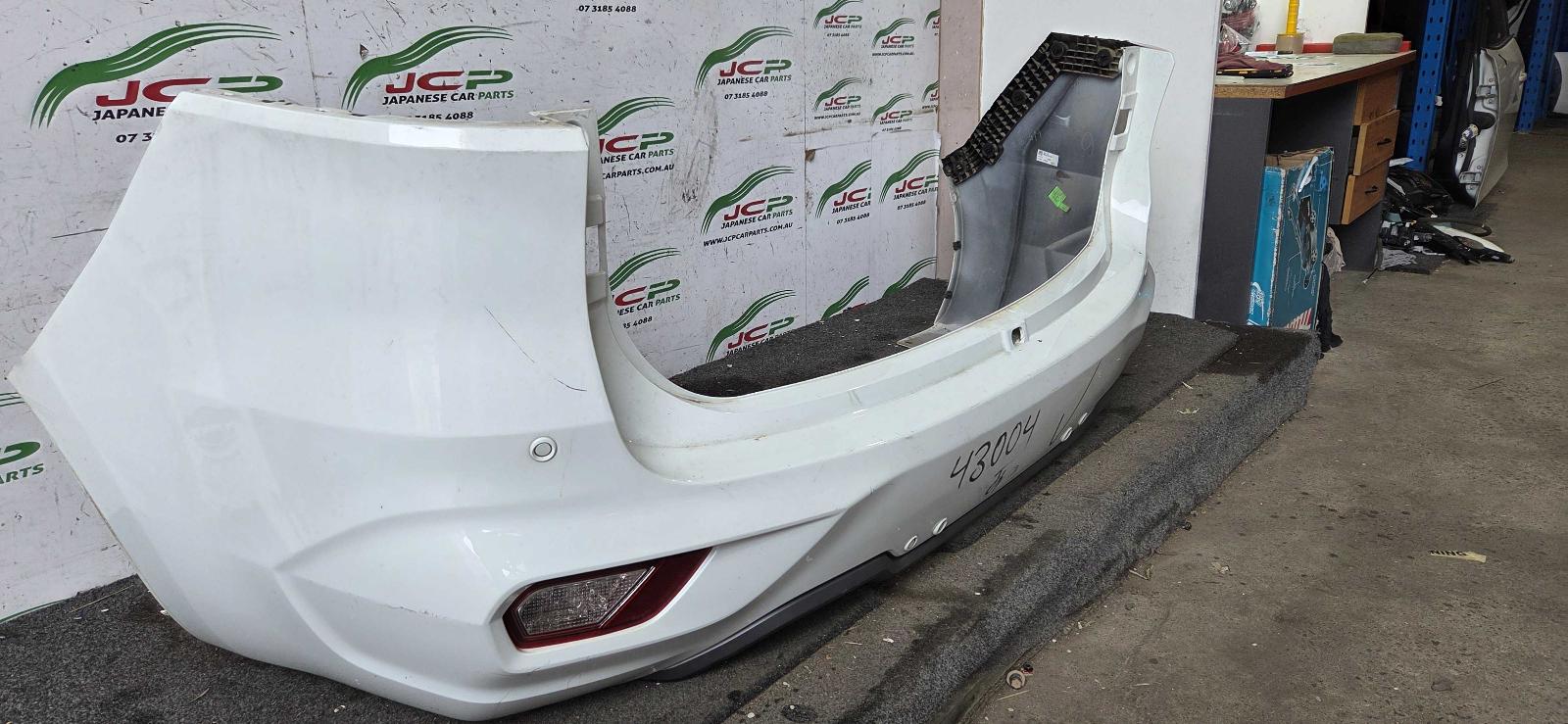 View Auto part Rear Bumper Isuzu Mu-x 2023