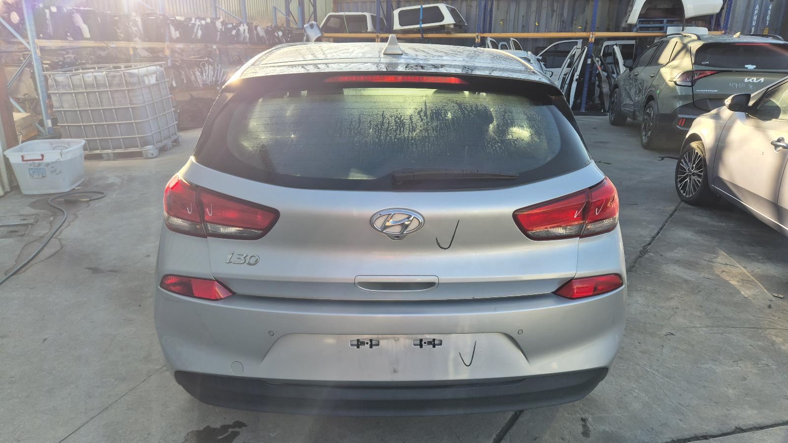 2017 Hyundai I30 Right Rear Door Sliding View Auto part Right Rear Door Sliding Hyundai I30 2017