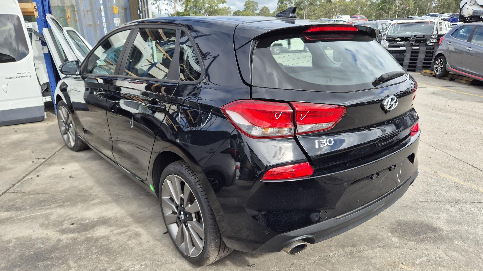 2017 Hyundai I30 Right Rear Door Sliding View Auto part Right Rear Door Sliding Hyundai I30 2017