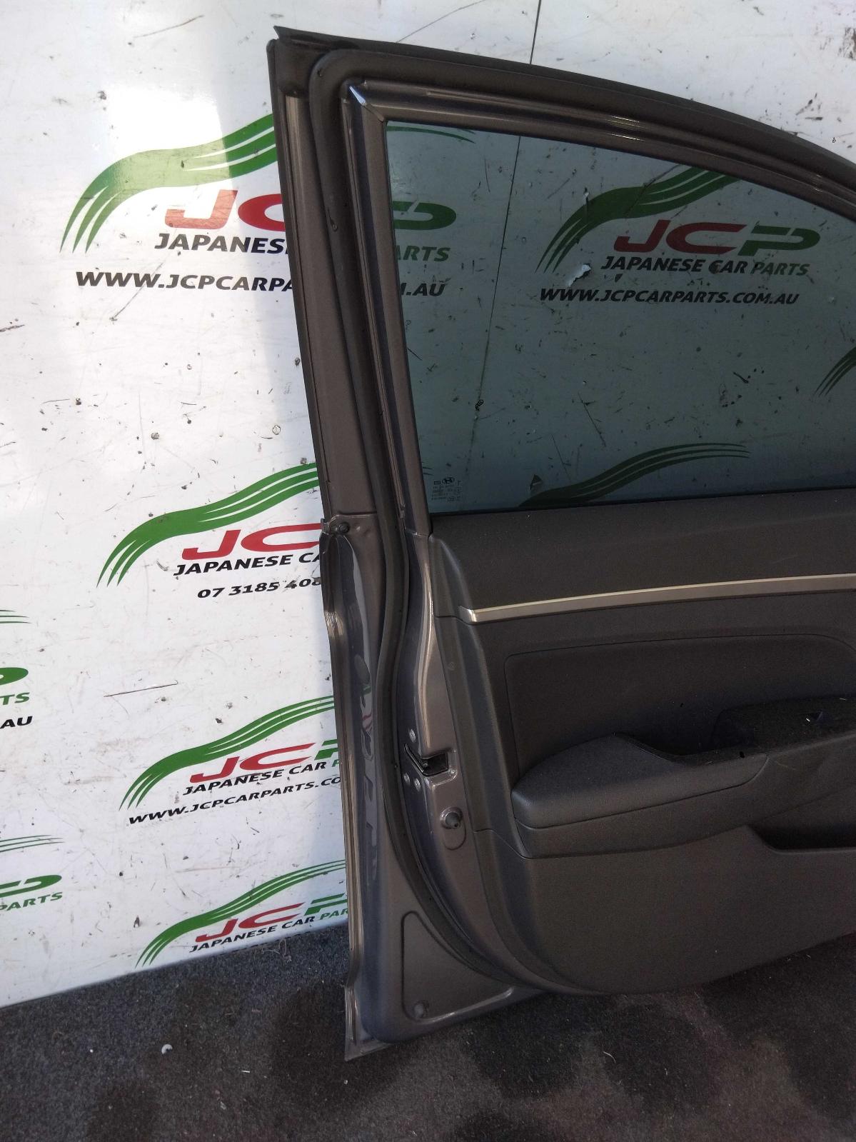 2019 Hyundai Elantra Left Front Door View Auto part Left Front Door Hyundai Elantra 2019
