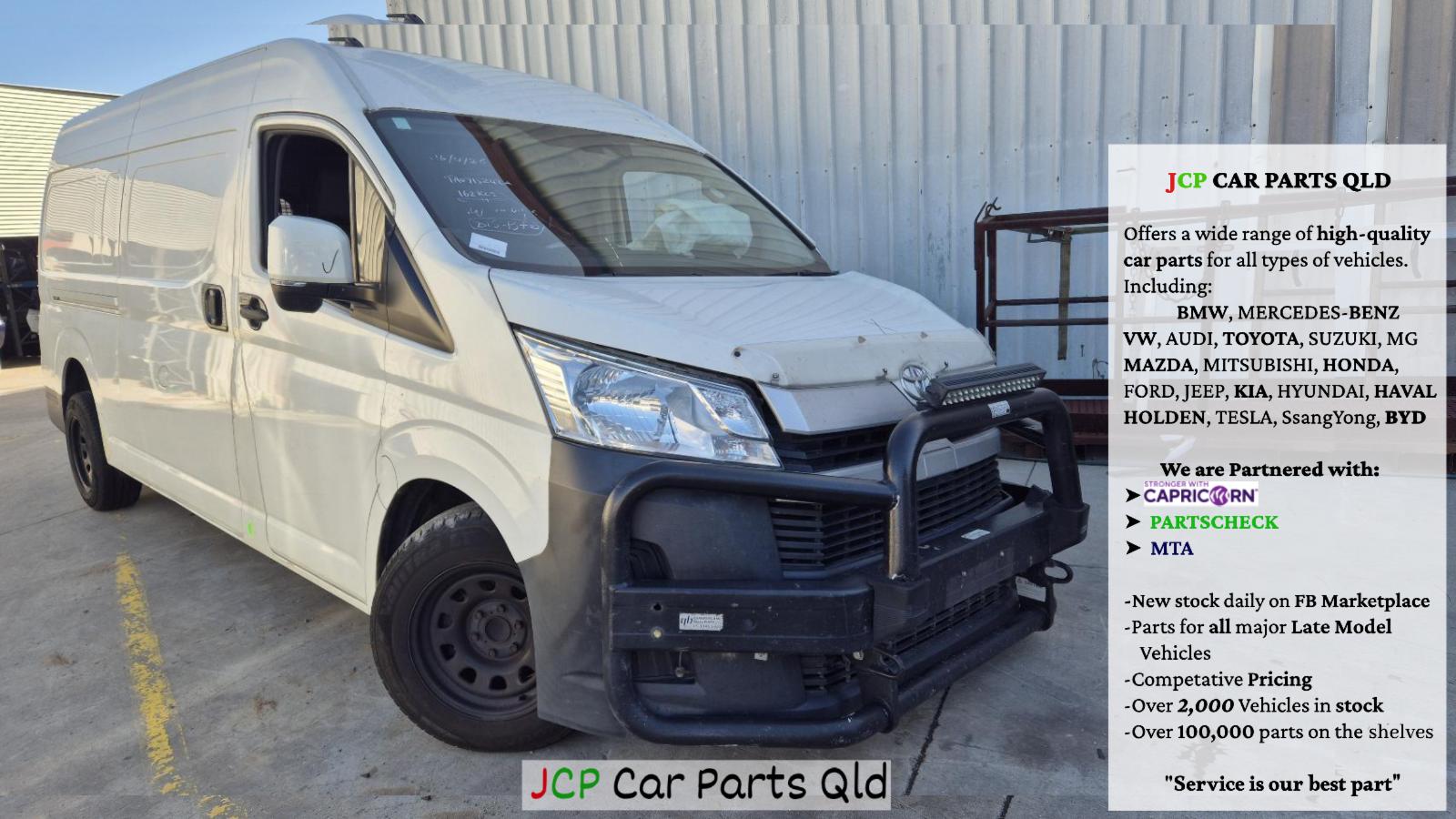 View Auto part Right Door Mirror Toyota Hiace 2020