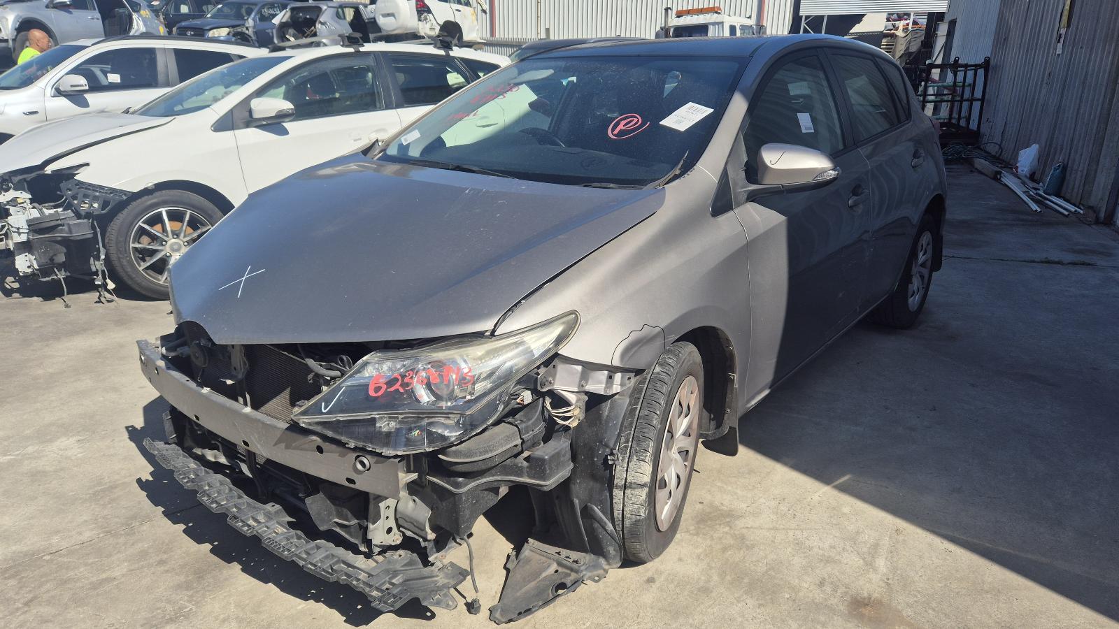 View Auto part Bootlid/Tailgate Toyota Corolla 2013